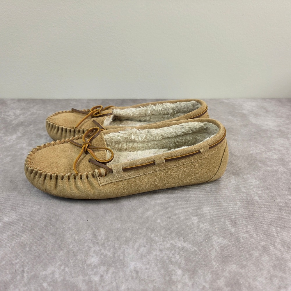 Minnetonka Cally Tan Suede Faux Fur Lined Moccasin Slippers Bow Detail